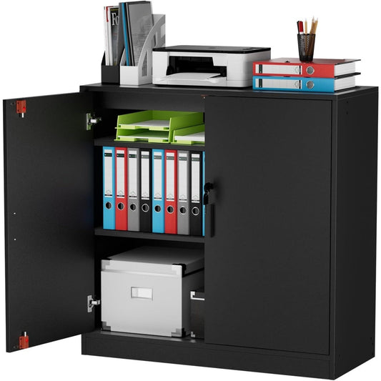 Une silhouette equilibree pour ce buffet avec portes, avec etageres, teinte noir et vert, reference CB5696167